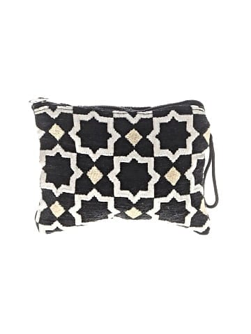 Unbranded Wristlet (view 1)