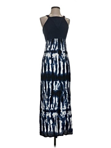 Xhilaration Cocktail Dress (view 1)