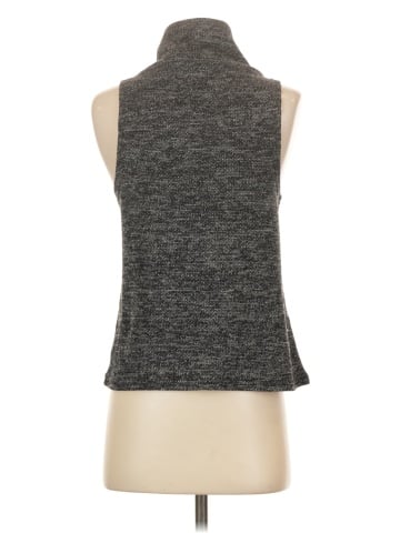 BB Dakota Sleeveless Top (view 2)