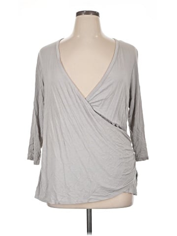 ModCloth 3/4 Sleeve Top (view 1)