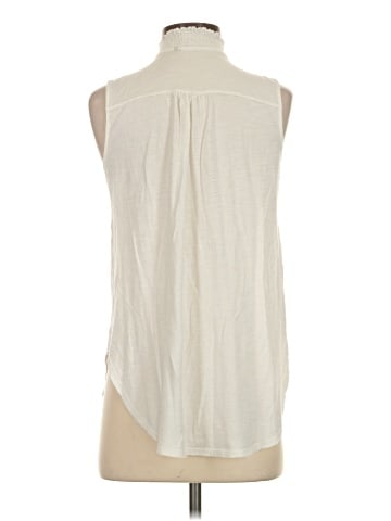 Akemi + Kin Sleeveless Button-Down Shirt (view 2)
