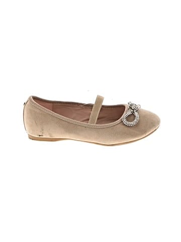 Nina Flats (view 1)