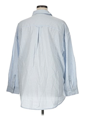 Old Navy Long Sleeve Button-Down Shirt (view 2)