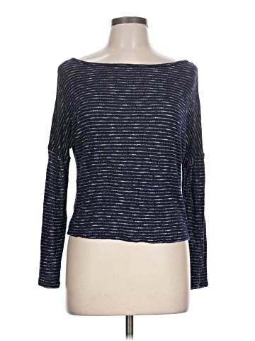 Forever 21 Long Sleeve T-Shirt (view 1)