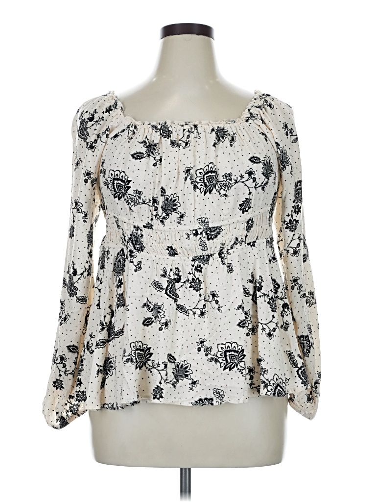 Pre-owned Torrid Long Sleeve Blouse In Ivory