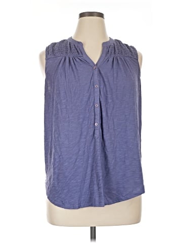 Daisy Fuentes Sleeveless Blouse (view 1)