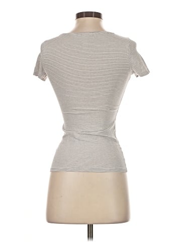 H&M Short Sleeve T-Shirt (view 2)