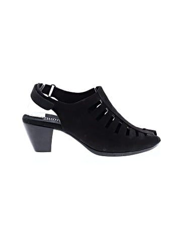 Munro American Sandals (view 1)
