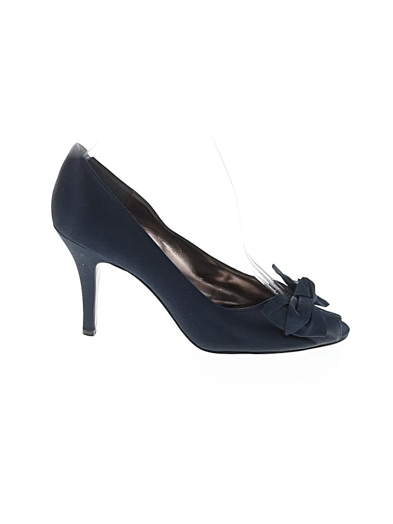 Pre-owned Nina Heels In Blue