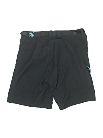 Novara Shorts (view 2)