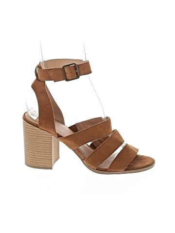 Universal Thread Sandals (view 1)