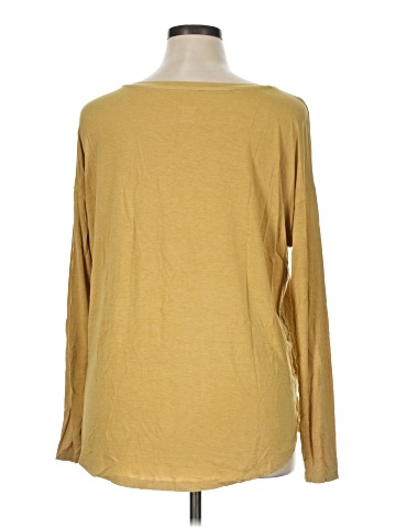 Mossimo Supply Co. 3/4 Sleeve T-Shirt (view 2)