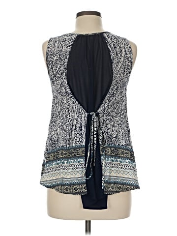 Hem & Thread Sleeveless Blouse (view 2)