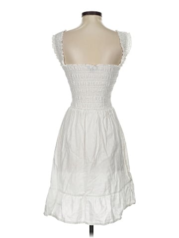 Saks Fifth Avenue Casual Dress (view 2)