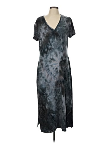 Lilis Closet Casual Dress (view 1)