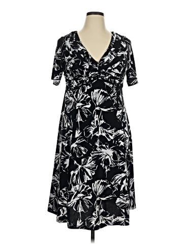 Signature by Robbie Bee Casual Dress (view 1)