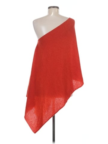 Minnie Rose Poncho (view 2)