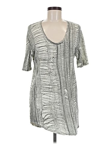 Raquel Allegra Short Sleeve T-Shirt (view 1)