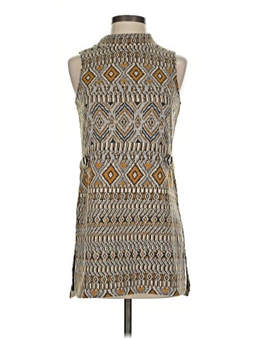 Romeo & Juliet Couture Casual Dress (view 1)