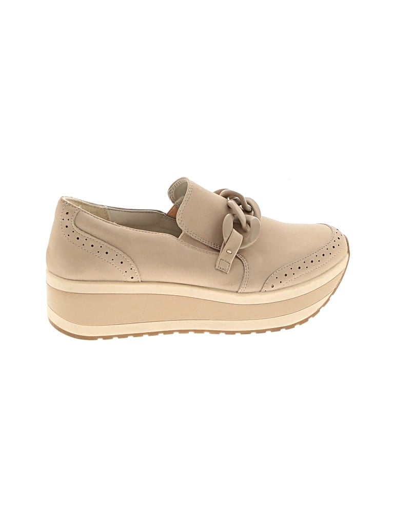 Pre-owned Dolce Vita Flats In Tan