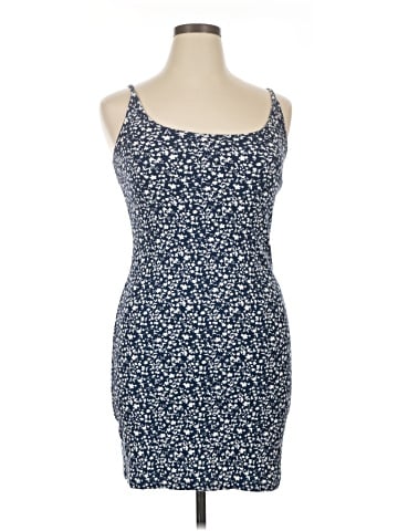 Old Navy Casual Dress (view 1)