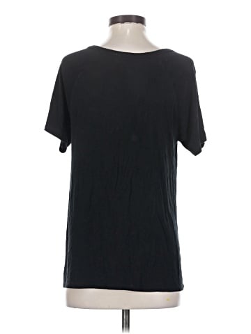 American Eagle Outfitters Short Sleeve T-Shirt (view 2)