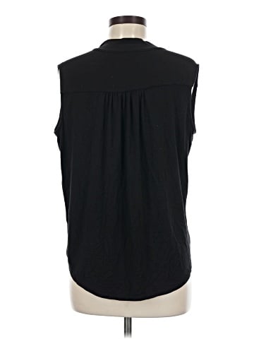 Amour Vert Sleeveless Blouse (view 2)
