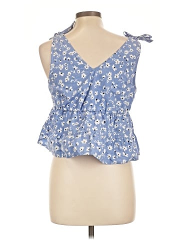 Derek Heart Sleeveless Blouse (view 2)