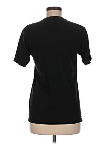Kiss Short Sleeve T-Shirt (view 2)