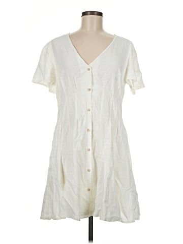 Universal Thread Casual Dress (view 1)