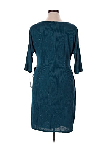 Signature by Robbie Bee Casual Dress (view 2)