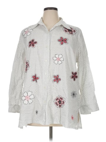 Liz & Me 3/4 Sleeve Blouse (view 1)