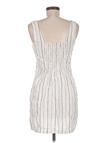 Old Navy Casual Dress (view 2)
