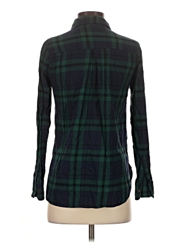 Old Navy Long Sleeve Button-Down Shirt (view 2)