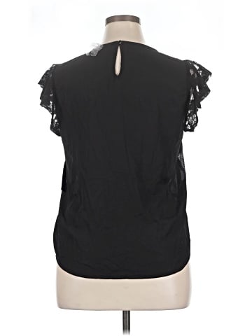 Sweet Rain Short Sleeve Top (view 2)