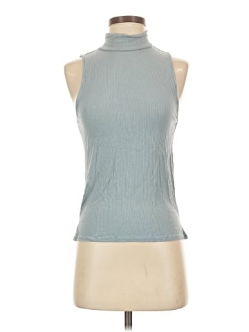 American Eagle Outfitters Sleeveless T-Shirt (view 1)