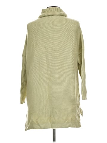 Lillusory Turtleneck Sweater (view 2)