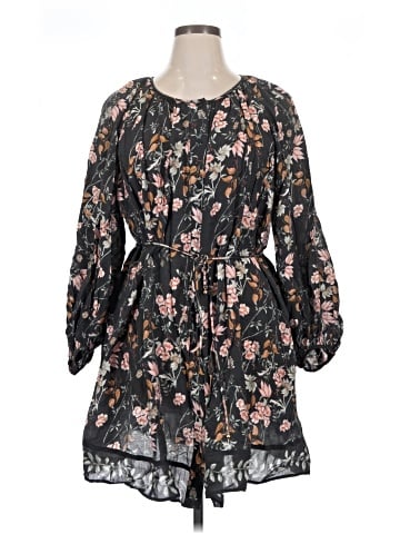 H&M Casual Dress (view 1)
