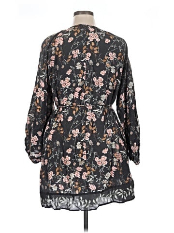 H&M Casual Dress (view 2)
