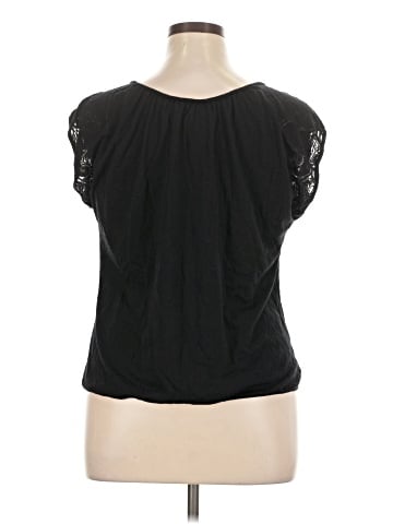 Studio M Sleeveless T-Shirt (view 2)