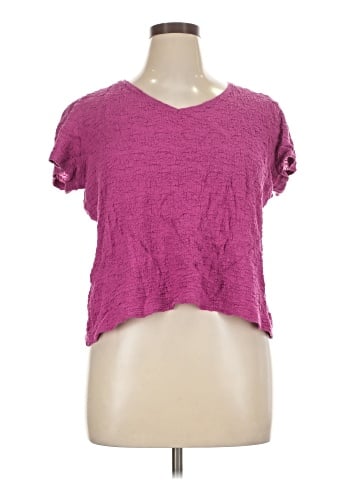Jaclyn Smith Short Sleeve T-Shirt (view 1)