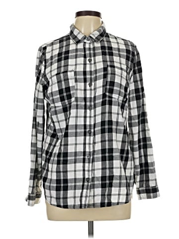 Old Navy Long Sleeve Button-Down Shirt (view 1)