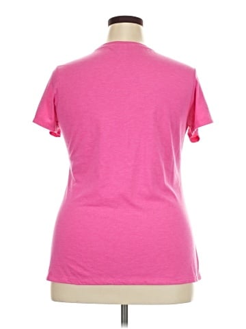 District. Active T-Shirt (view 2)