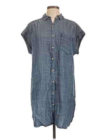 Lilla P Short Sleeve Button-Down Shirt (view 1)