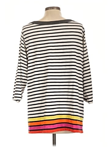 Liz Lange Maternity 3/4 Sleeve T-Shirt (view 2)