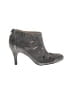 Adrienne Vittadini Gray Ankle Boots Size 7 1/2 - photo 1
