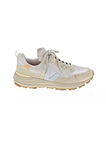 VEJA Sneakers (view 1)