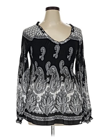 Melissa Paige Casual Dress (view 1)