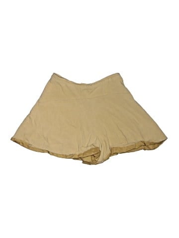 Vince. Khaki Shorts (view 1)