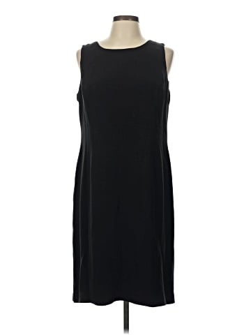 Amanda Smith Casual Dress (view 1)